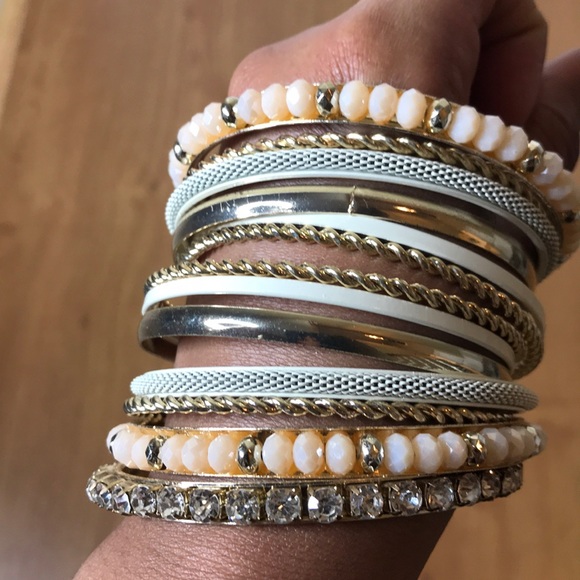 Brand New Sparkly Bangles 13 bracelets - Picture 8 of 8